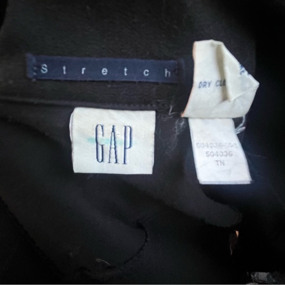 Gap Long Sleeve Stretch Solid Black Button Down - Picture 6 of 7